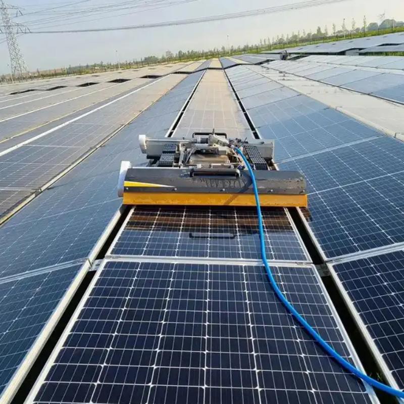 Solar Panel Cleaning Machine Detail_01 Solar Panel Cleaning Machine Detail_01